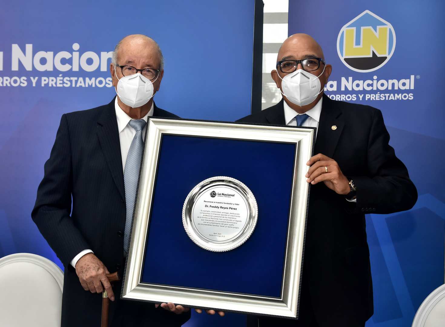 La Nacional reconoce la figura y trayectoria del Dr. Freddy A. Reyes.