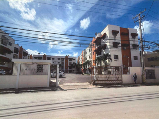 Residencial los reyes