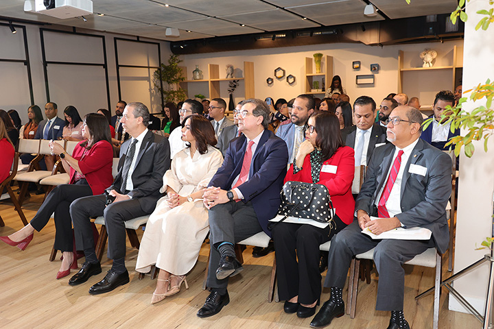 La Nacional impulsa el talento interno con su Escuela de Negocios